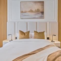 MNM Luxury Suit 424A