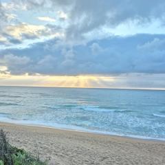 204 L'escalier Cabanas- Beach front paradise