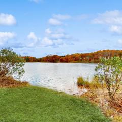 Bourne's Pond Hideaway