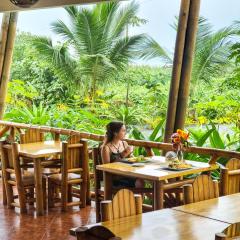 Seaside Garden Ecolodge Mompiche