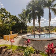 Casa de Campo com Vista, Piscina e Area Gourmet