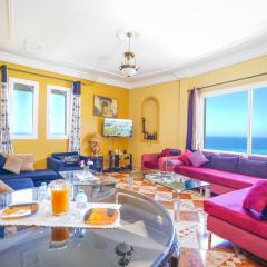 Peaceful Beachfront Duplex-Sea&Mountain Views