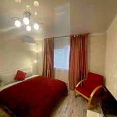 ЗАВЖДИ є єлектрика Затишна квартира поряд метро Чернігівська ТЦ Проспект Даринок Серце