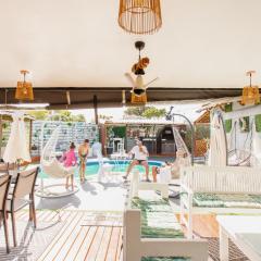 Caline VIP Luxury Jacuzzi &, Swimming Pool MEWS