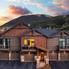 Fireplace Game Room Mountain Views Near Golf Dining Keystone River Run by AvantStay