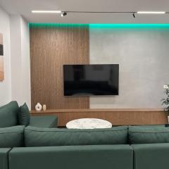 SOLUX apt - Perfect Location - Free parking