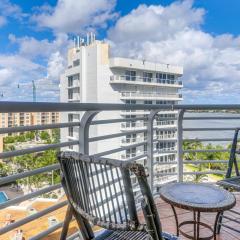 3 Mi to Palm Beach Island Condo with Water Views!