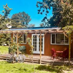 Wattle Creek Cottage with Breakfast Basket