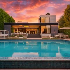 Ultra Luxurious Villa in the Beverly Hills Flats