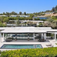 Ultra Luxurious 5BR Villa W. Pool, Jacuzzi, Views