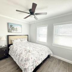 Cozy Large 5BR Beach Villa 1 Minute to Beach