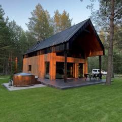 Chata w Puszczy Nowa Łuka