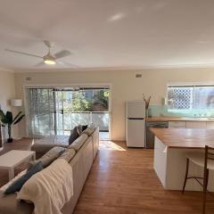 Two Bedroom Apartment - Heart of Cronulla