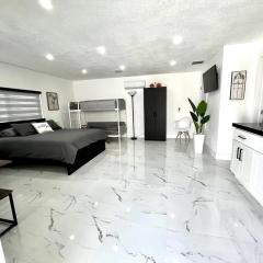 Lovely and Private Studio