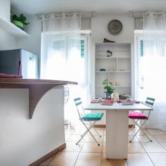 Cozy studio in Bovisa, close to Tram bus and Train