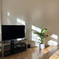 Close to Station, Quiet Stay