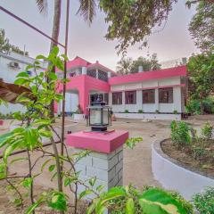 Noor Aman Guest House