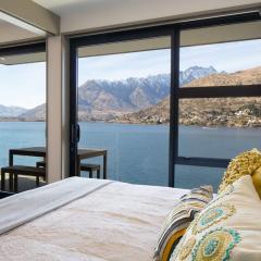 Hello QT Lakeside Gem