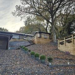 Family-Friendly Cottage Near the Coast