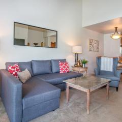 Luxury Napa Condo Golf Views & Prime Location