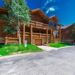 Timberwolf Canyons Village 3BR sleeps 6 hot tub