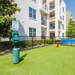 Luxury 2BD Courtyard Med Dist Dallas DAL031