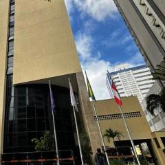 Flat 502 América Tower, ao lado do Salvador Shopping