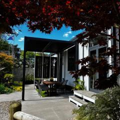 Luxury Farm Escape Tiny Home New Plymouth-Egmont Village