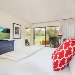 Luxe Golf View Condo Prime Napa Location