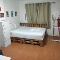 Happiness Condo Free Pick Up Airport or Airport Link แฮปปี้เนส คอนโด ฟรีรับสนามบิน หรือ แอร์พอร์ทลิ้ง