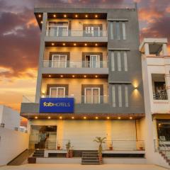FabHotel 7th Crossing Malviya Nagar