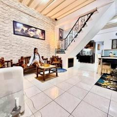 Axon Cozy Modern Home N Near The Walking Street