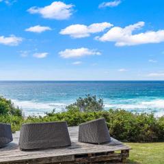 Waters Edge - beachside home near Rennies Beach