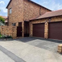 Pelistay in Sundowner