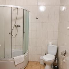 Apartment Domovik 5 кв 56