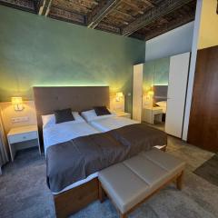 The Golden Wheel Hotel