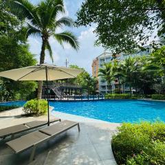 Cozy studio Pool View near of NaiYang beach