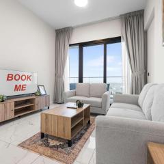 StayShort - Jebel Ali Sleeps 2 with a Beautiful Swimming Pool