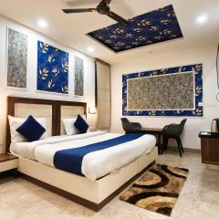 Hotel HomeAste 001 Near Yashobhoomi Convention Center