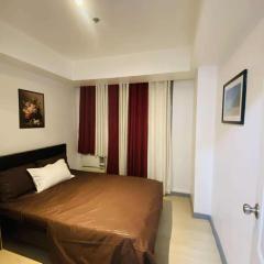 Azure Urban Staycation