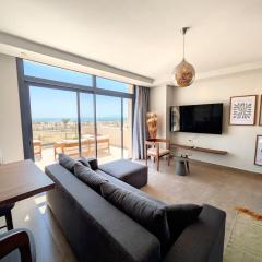 Stunning Penthouse Seaview Apt in Mesca, Somabay