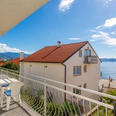 Charm Apartment by Villas Guide