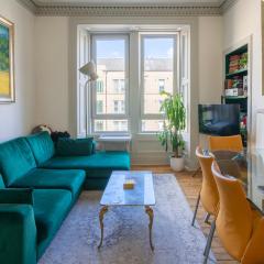 Charming Georgian Home - Steps to Tram & City Centre