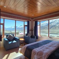 The White Mountain Stays