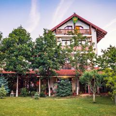 Семеен хотел Къща Тодорови