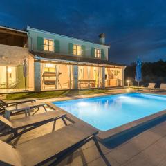 Villa Stella Polaris for 8 persons in Central Istria with private pool, sea view, large garden & kids playground
