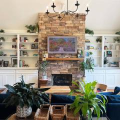 Peaceful 3BR on 5 acres - Minutes from Nashville