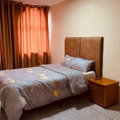 AShostEcuador, Quito, rooms & suits, Quito cerca parque La Carolina