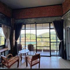 pilokhillhouse บ้านอีต่องเหมืองปิล็อก