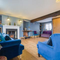 Adorable quirky country cottage